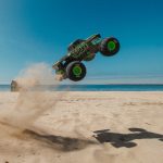 1/10 QUAKE 223S DSC 2WD RTR Brushless Monster Truck, Red - Image 32