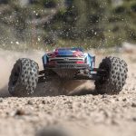 1/8 KRATON 6S 4X4 RTR Brushless Speed Truck, Blue/Orange - Image 26