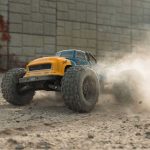 1/8 NOTORIOUS 6S 4X4 RTR Brushless Stunt Truck, Black - Image 31